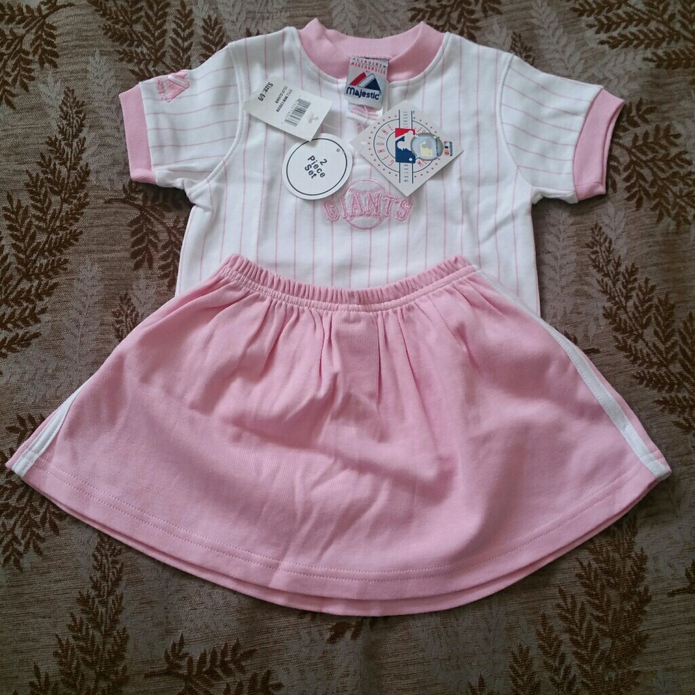 Majestic brand-new baby girls outfit